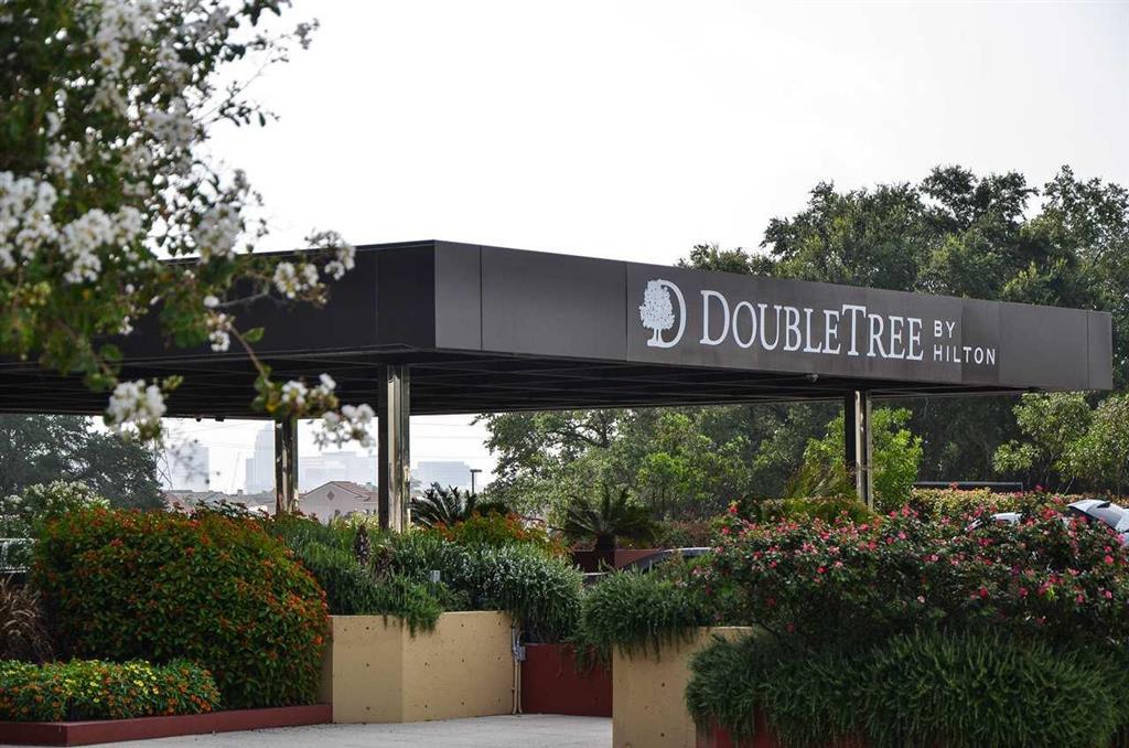 Doubletree By Hilton Hotel Houston Greenway Plaza Екстериор снимка