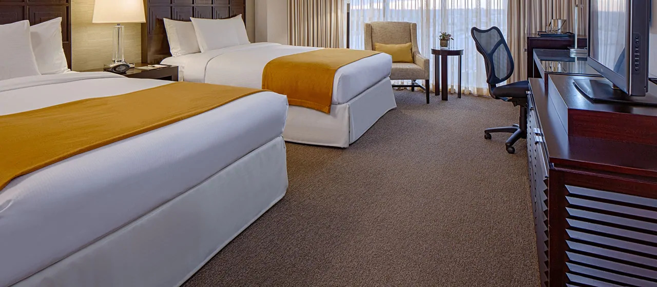 Doubletree By Hilton Hotel Houston Greenway Plaza Екстериор снимка