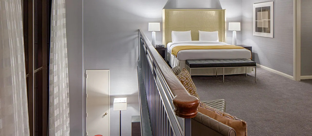Doubletree By Hilton Hotel Houston Greenway Plaza Екстериор снимка
